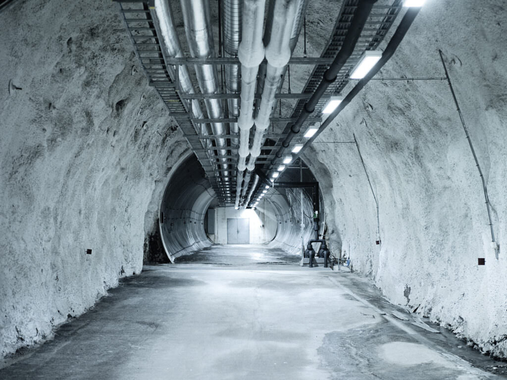 tunnel 1