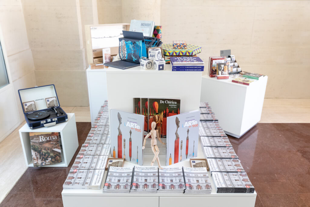 palazzo merualana bookshop 9