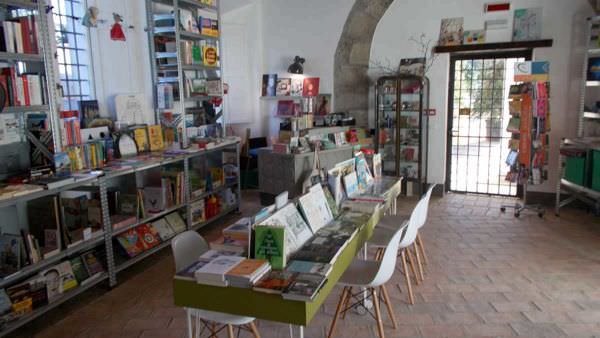 casale dei cedrati bookshop