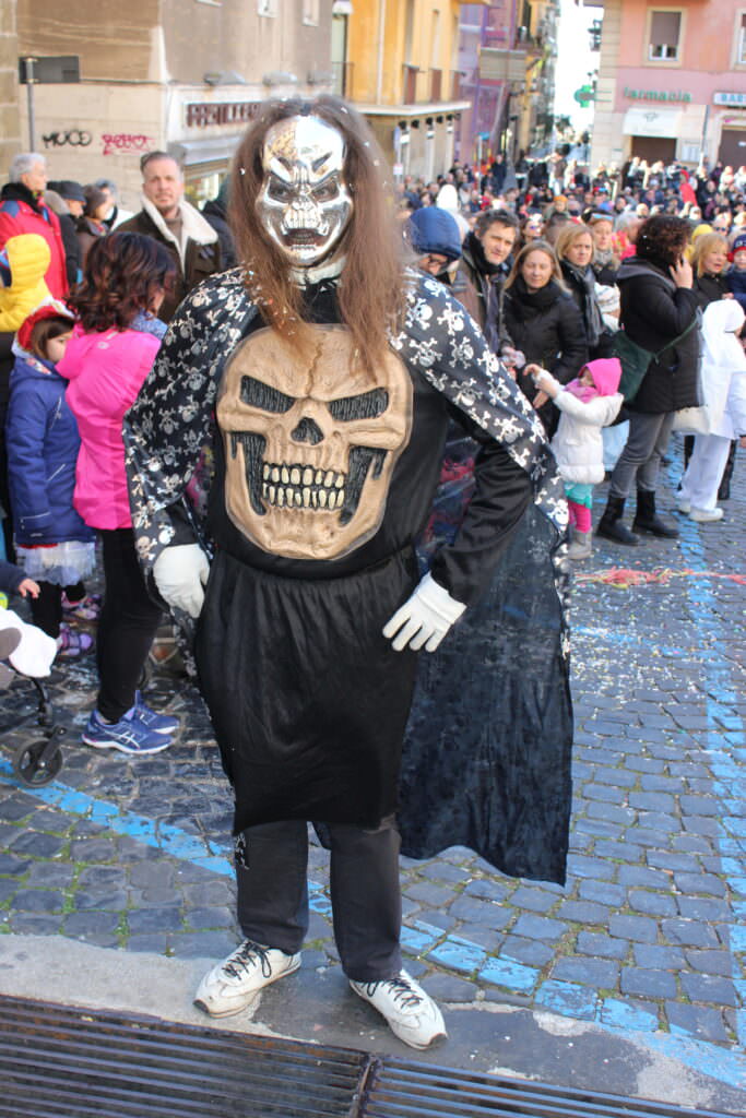 maschera 2 Copia e1551028076106