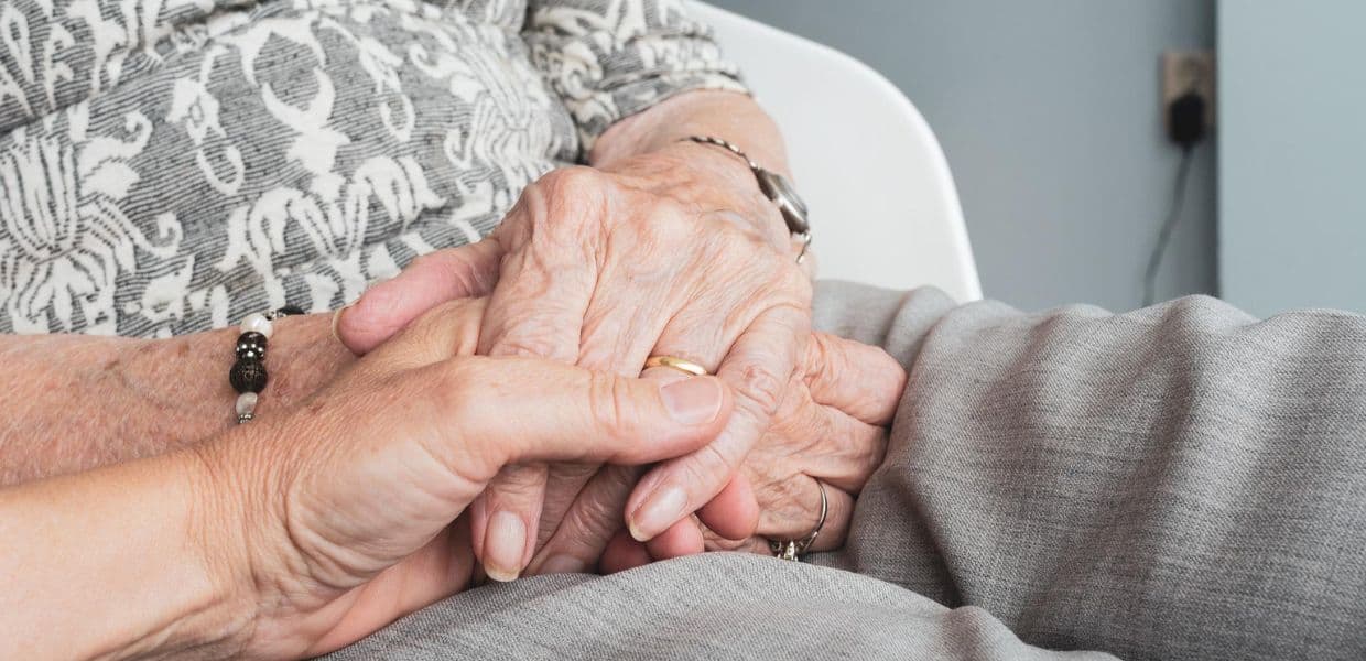 Cagliari è la migliore città d'Italia per la qualità della vita degli anziani