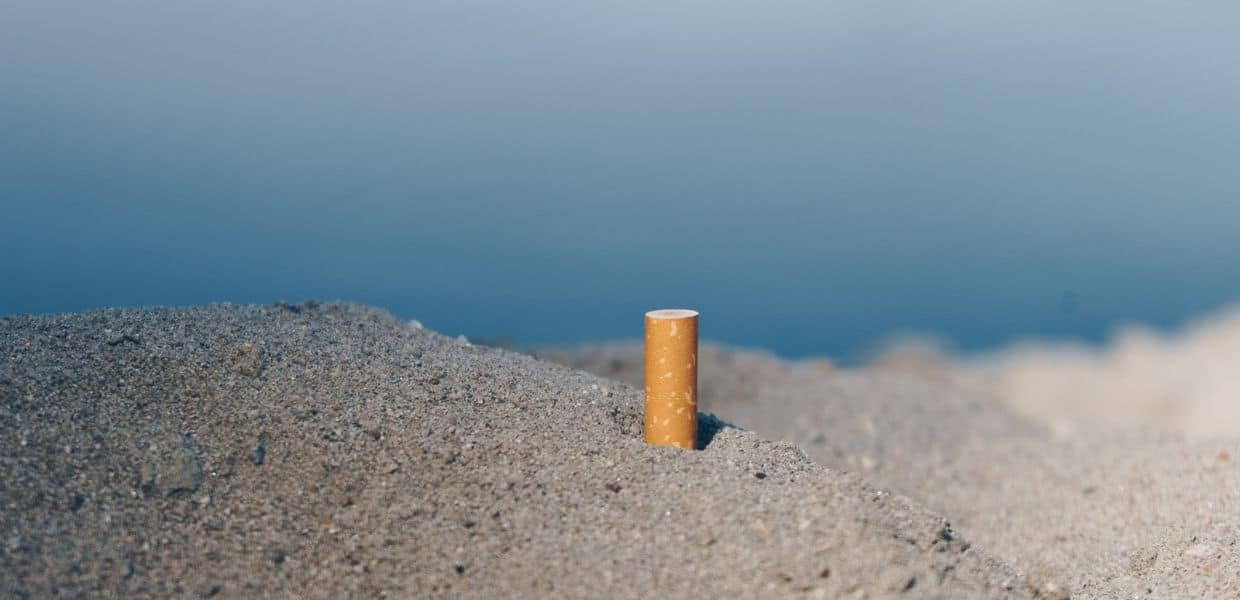 Stop al fumo anche nelle spiagge di Olbia. Ecco la lista di tutte le spiagge smoke-free