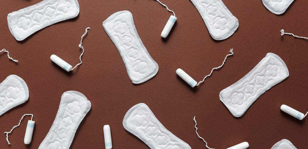 Assorbenti gratis per legge: la Scozia è il primo paese al mondo a distribuirli