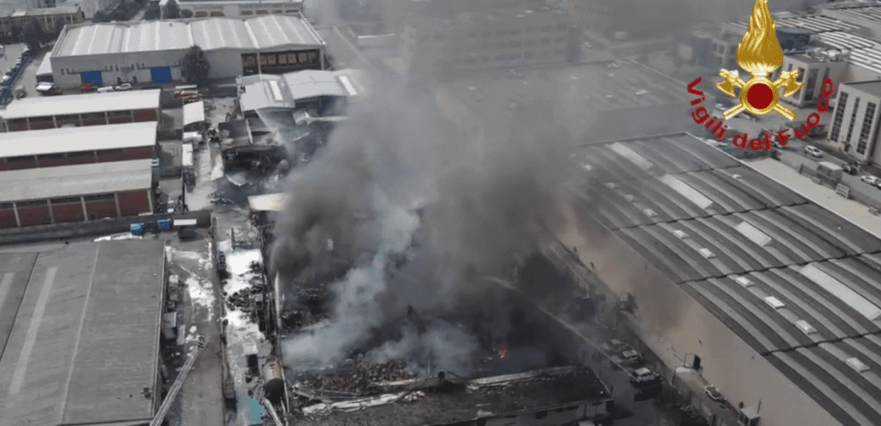 Milano incendio nube tossica Nitrolchimica