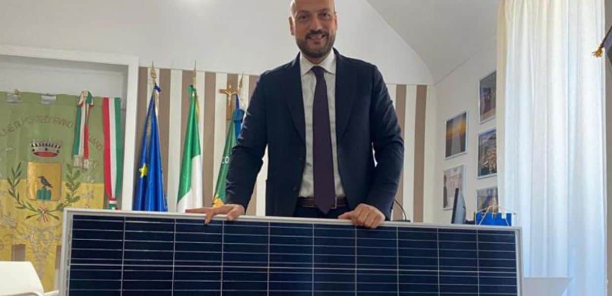 comune regala pannelli solari