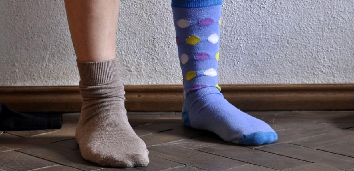 Giornata dei calzini spaiati, ecco idee e giochi per partecipare all'iniziativa