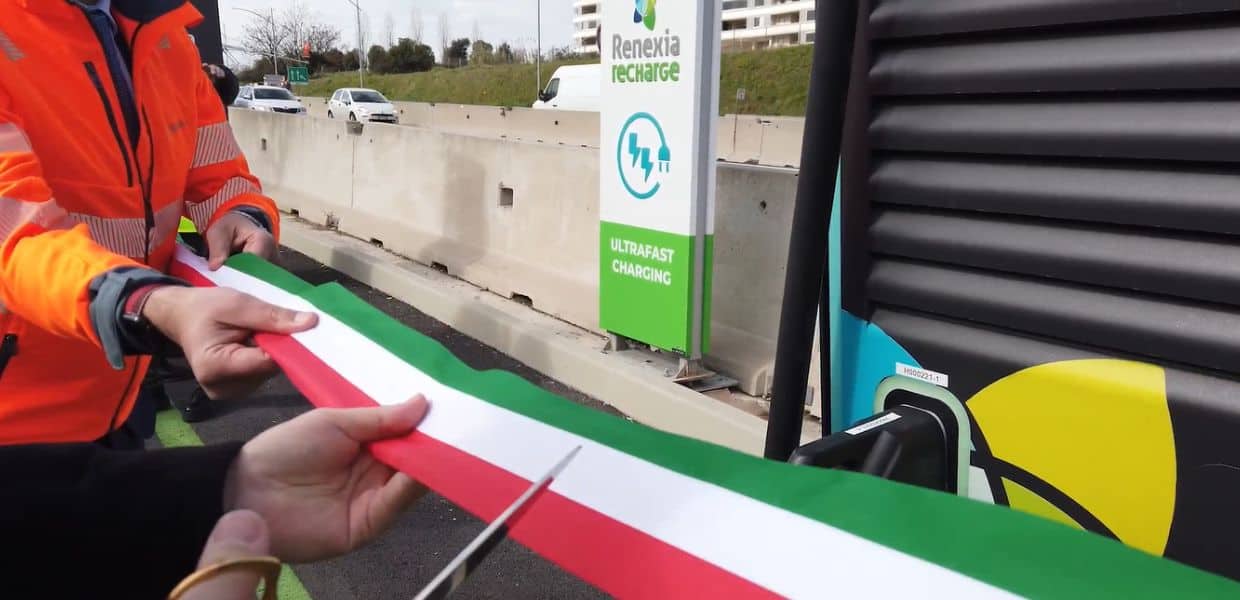 Roma, Renexia inaugura la prima stazione di ricarica ultrafast per auto elettriche