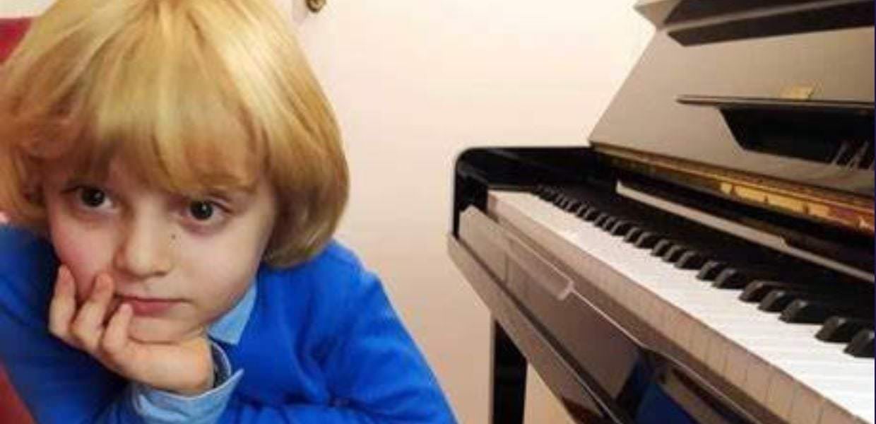 Musica, Alberto Cartuccia Cingolani, a 6 anni è il 'piccolo Mozart' italiano