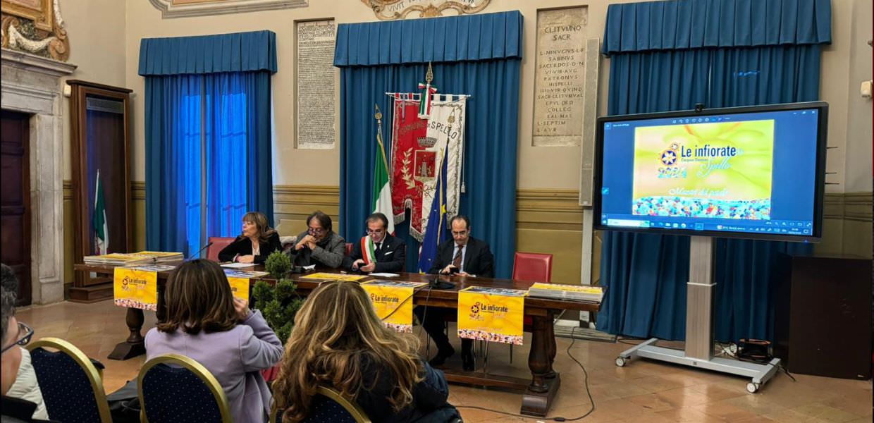Spello (Pg), presentato il calendario 'Maestri del petalo 2024, dedicato alle tradizionali infiorate
