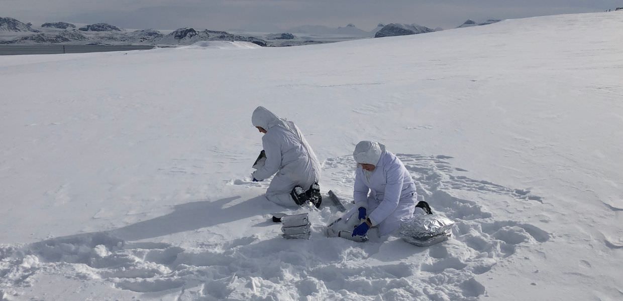 Trovate tracce di creme solari nella neve al Polo Nord, lo studio
