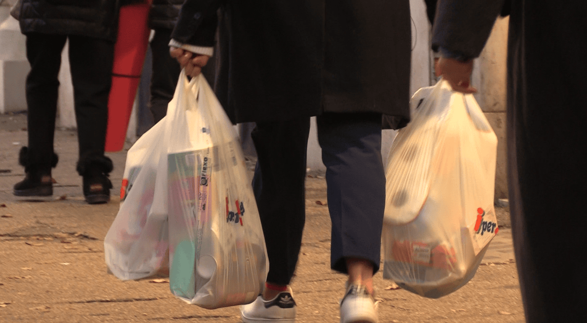 sacchetti plastica divieto corte ue