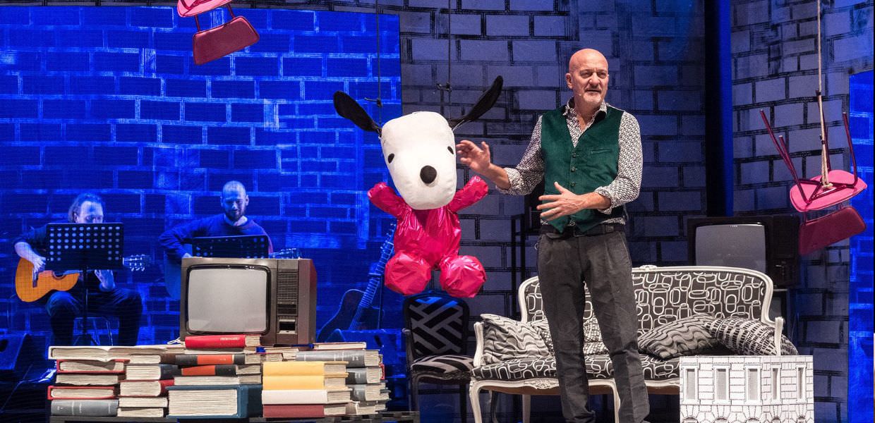 Spettacolo, Claudio Bisio al Morlacchi di Perugia con ‘La mia vita raccontata male’