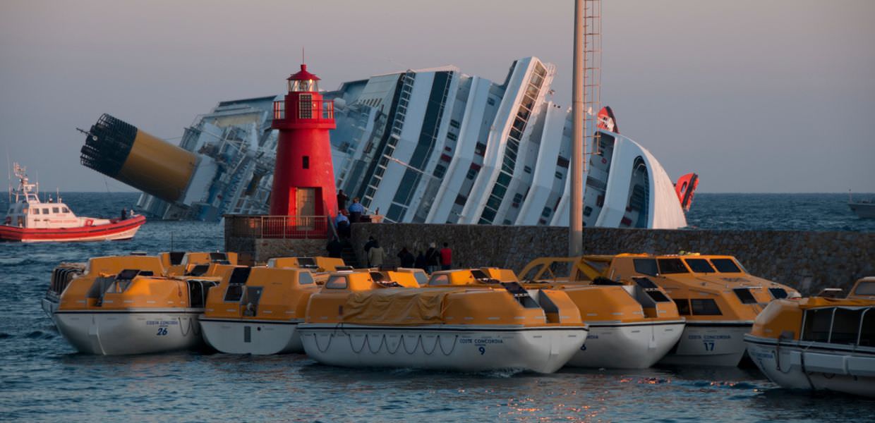 costa concordia naufragio isola del giglio