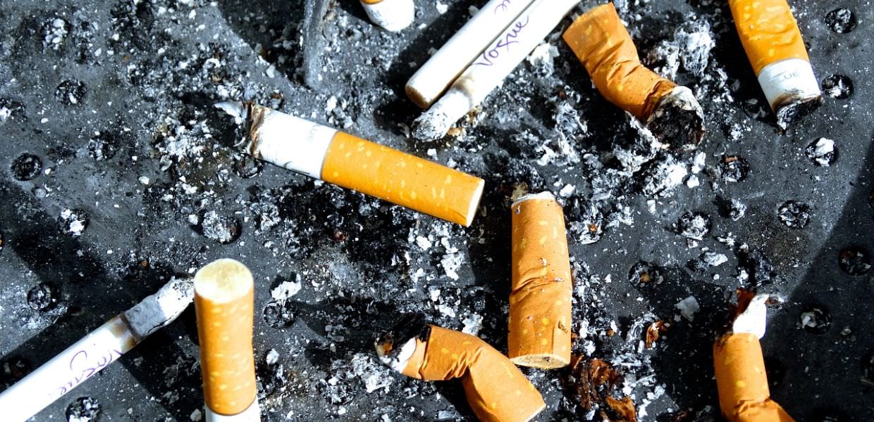 mozziconi sigaretta slovacchia asfalto strade