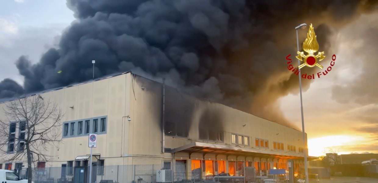 incendio milano trucazzano