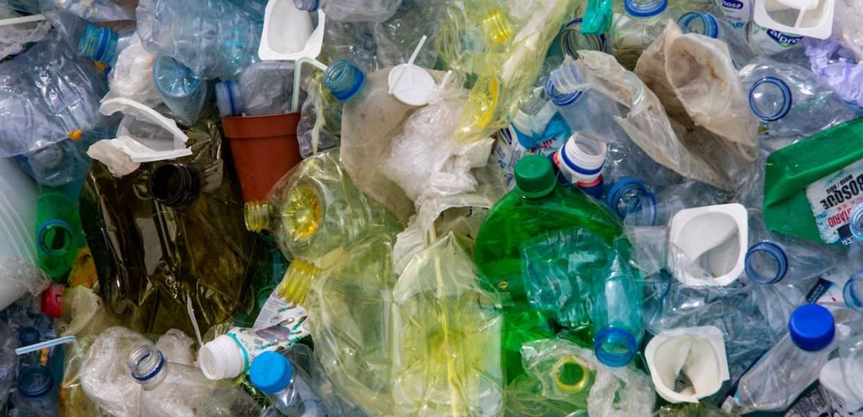 Ambiente in Consiglio Ue, focus su rifiuti, microplastiche e obiettivi sul clima