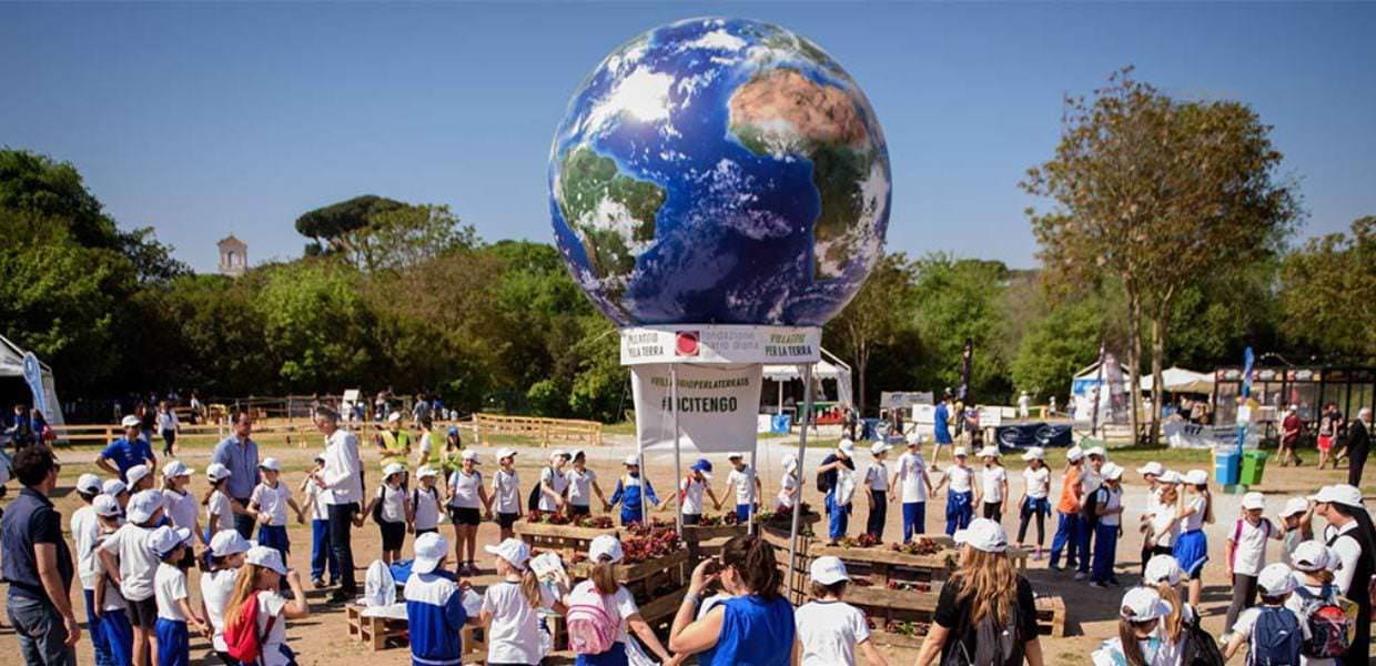 Giornata della Terra 2024, a Roma 4 giorni di eventi e concerti al Villaggio sulla Terrazza del Pincio