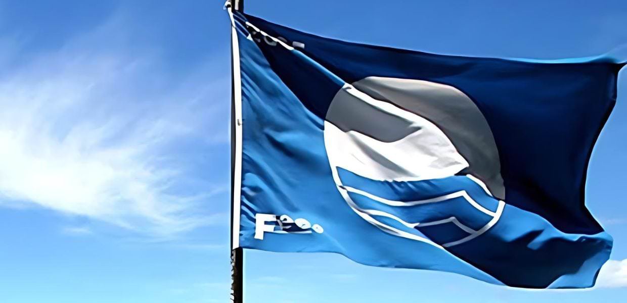 Bandiere Blu 2024, premiate 236 località. Il Lazio conferma 10 spiagge con mare eccellente