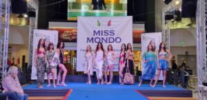 Spettacolo, Clara Pescrilli è Miss Mondo Umbria 2024, foto sfilata