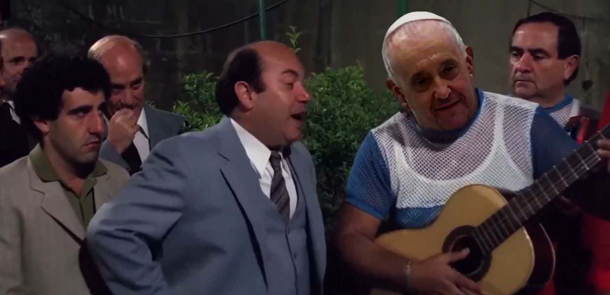 Papa Francesco e la "frociaggine": ecco i meme più divertenti