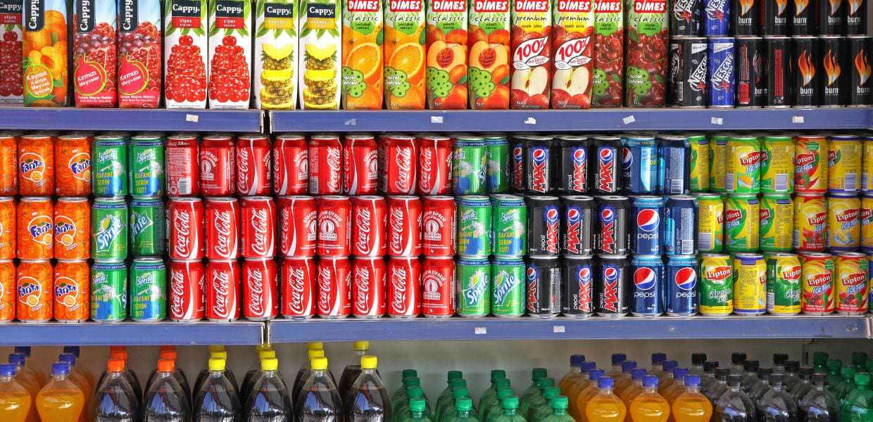 Sugar Tax, in UK funziona. Nei bambini il consumo di bevande zuccherate è dimezzato