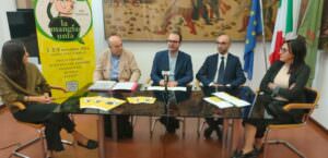 Giano dell’Umbria (Pg), tre giorni di Mangiaunta con tour nei frantoi, degustazioni ed escursioni, foto conferenza