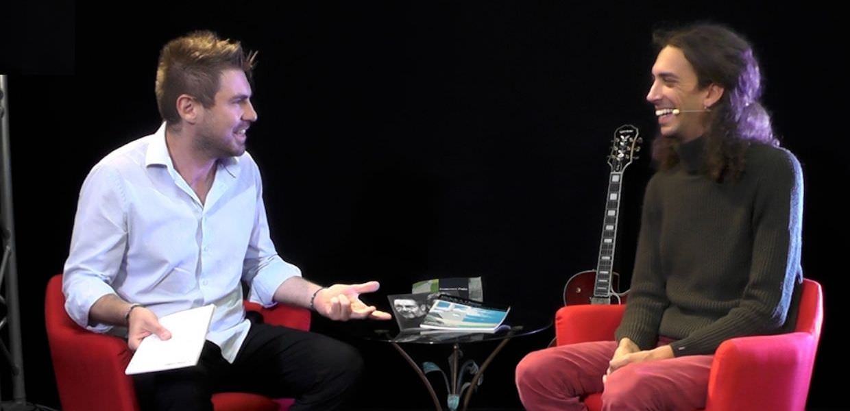 Musica, Omar, il suo maggiolone e la ‘vita sostenibile’