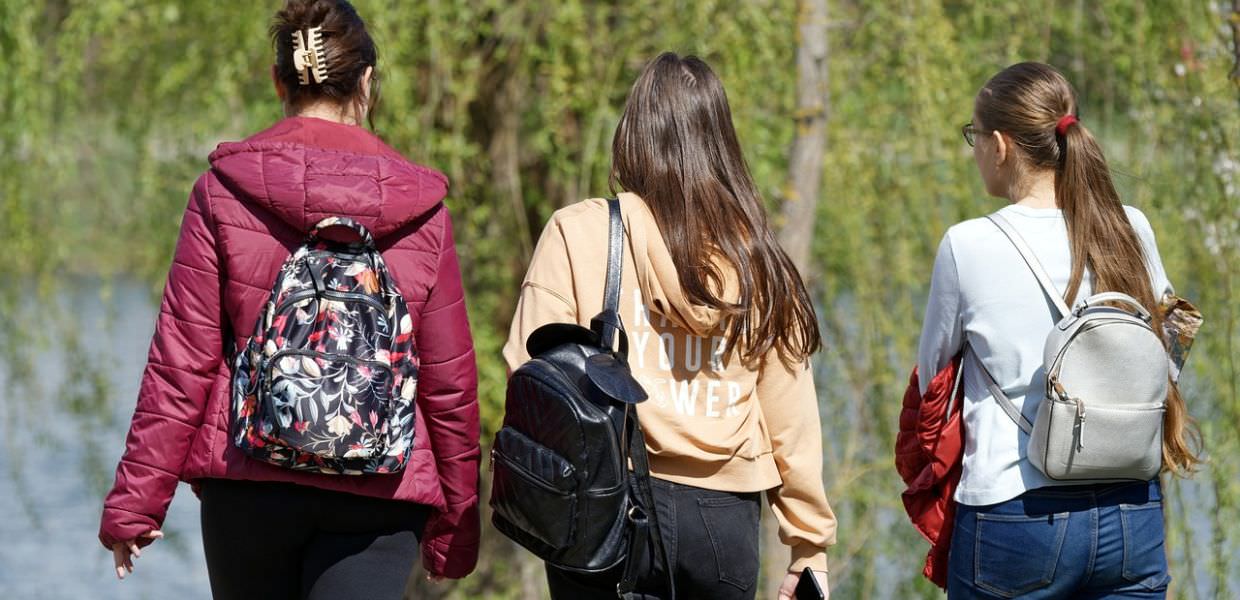 Violenza a scuola, ancora tante aggressioni fisiche o verbali. 1 studente su 10 ne è testimone