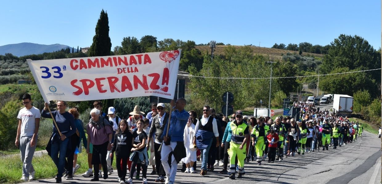 Todi (Pg), in mille hanno camminato per la ‘speranza’ e per diritti delle persone con disabilità