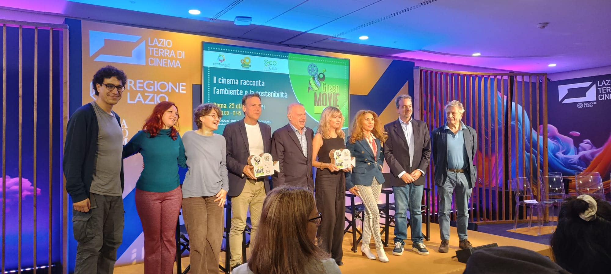 Riconoscimento degli attori e produttori premiati durante il 7° Green Movie Award alla Festa del Cinema di Roma 2024.