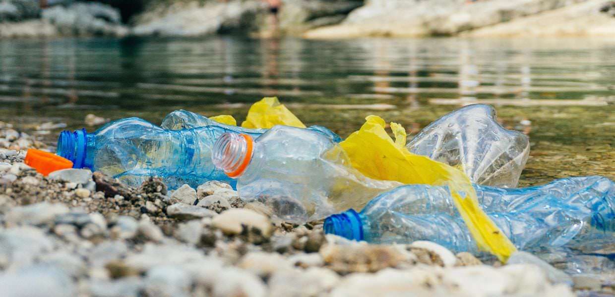 inquinamento plastica report ocse