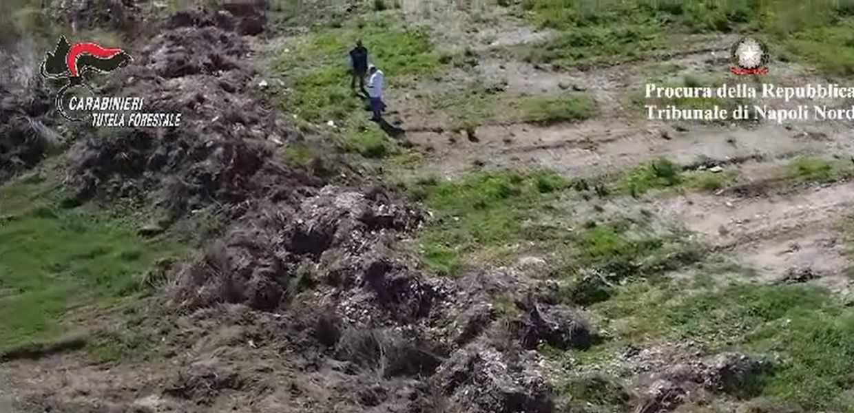 rifiuti discarica abusiva amianto