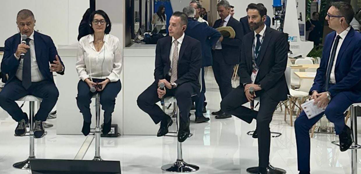 Presentati a Ecomondo i dati del 22° Rapporto “Gli italiani, le rinnovabili e la green & blue economy”