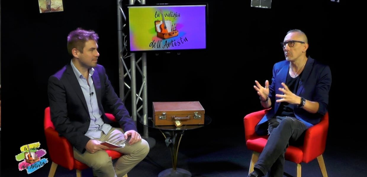 Spettacolo, seconda puntata de ‘La valigia dell’artista’, ospite il cantante e vocal coach Gianni Neri