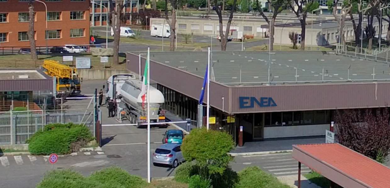 Cosa è successo nel Centro Enea Casaccia a Roma. Costa (M5S): "Il Ministro faccia chiarezza"