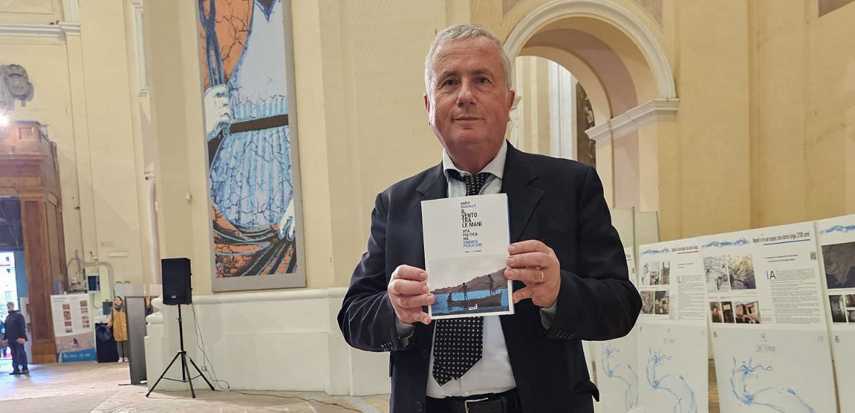 il vento tra le mani libro dario vassallo