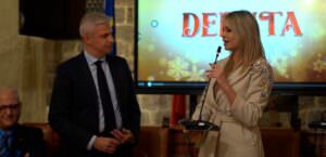 Deruta (Pg), acceso l’albero di Natale in ceramica più grande del mondo, foto Michele Toniaccini ed Anna Falchi