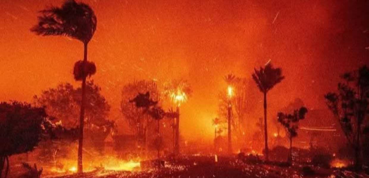 Incendi in California, salgono a 11 le vittime e più di 12mila strutture sono state distrutte