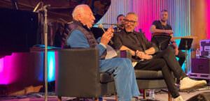 Terni, oltre due ore di emozioni con Gianni Neri e Mogol, foto Gianni Neri e Mogol