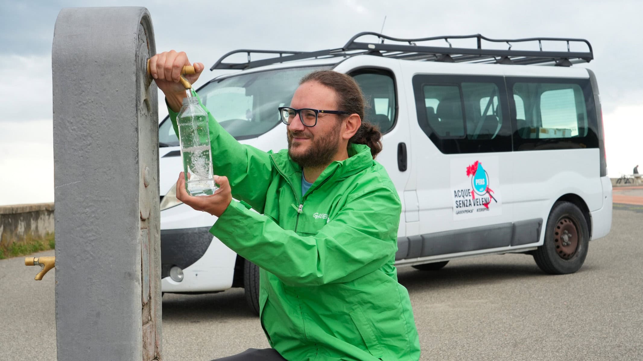 Pfas, la prima mappa di acque potabili contaminate in Italia. Greenpeace: "Dati preoccupanti"