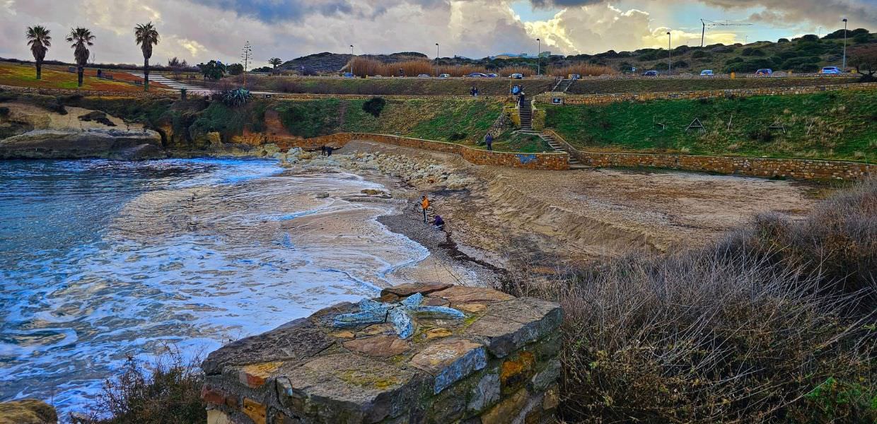 Sardegna, a Porto Torres le forti mareggiate cancellano la Spiaggia di Balai | VIDEO