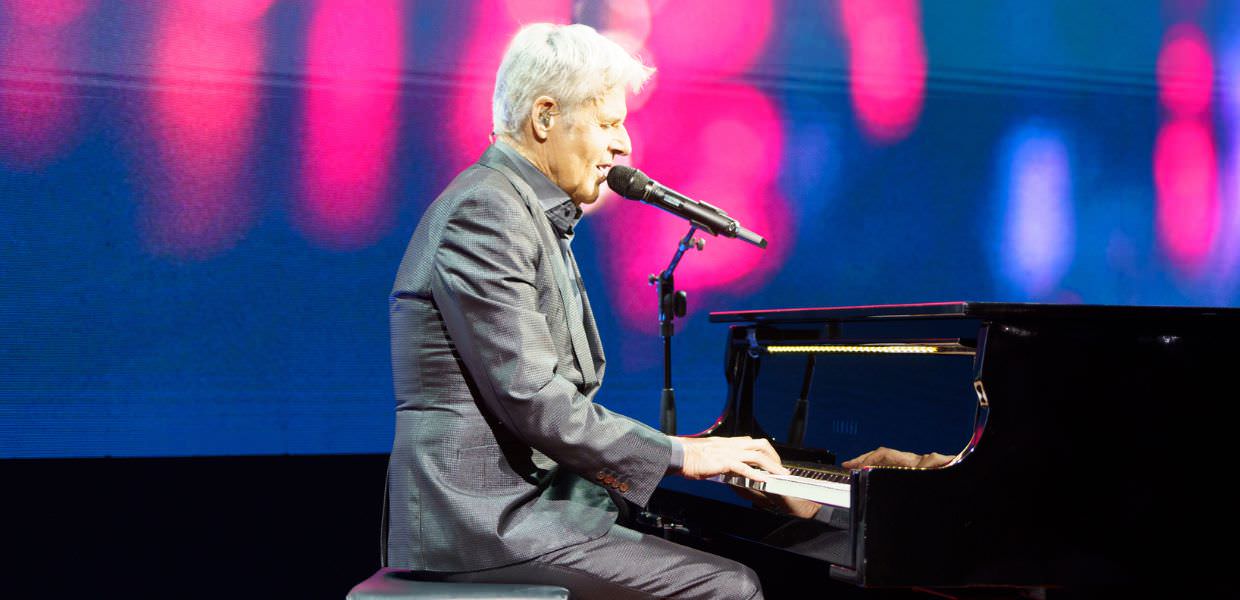 Musica, 10 nuove date per il grande tour di Claudio Baglioni