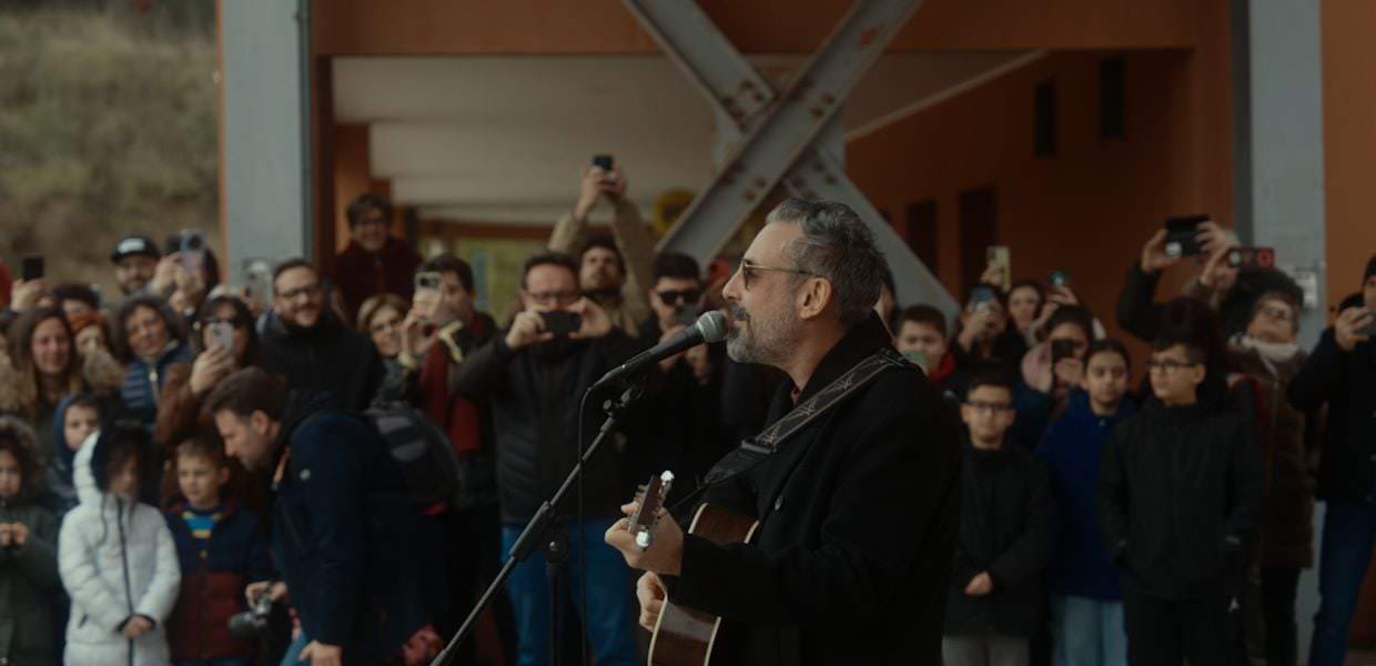 Musica, bagno di folla per il ritorno ‘a casa’ di Dario Brunori