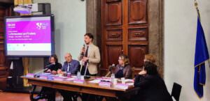 Umbria, un nuovo hub per la cultura al digitale, foto tavolo con Tommaso Bori