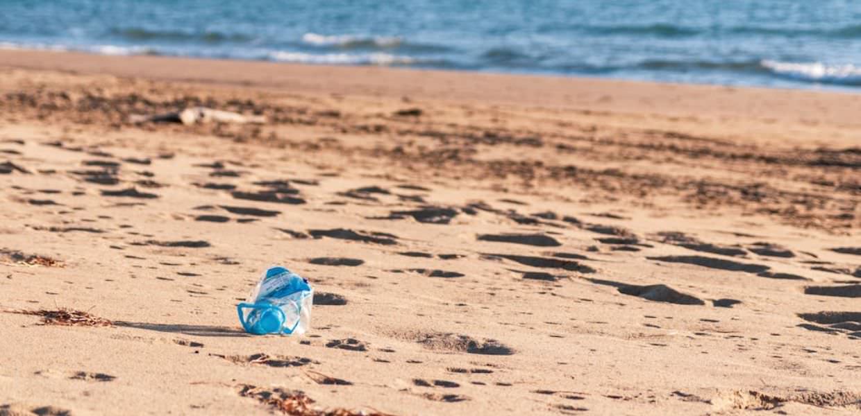 Microplastiche negli oceani e rischio di disabilità nei residenti costieri. Lo studio
