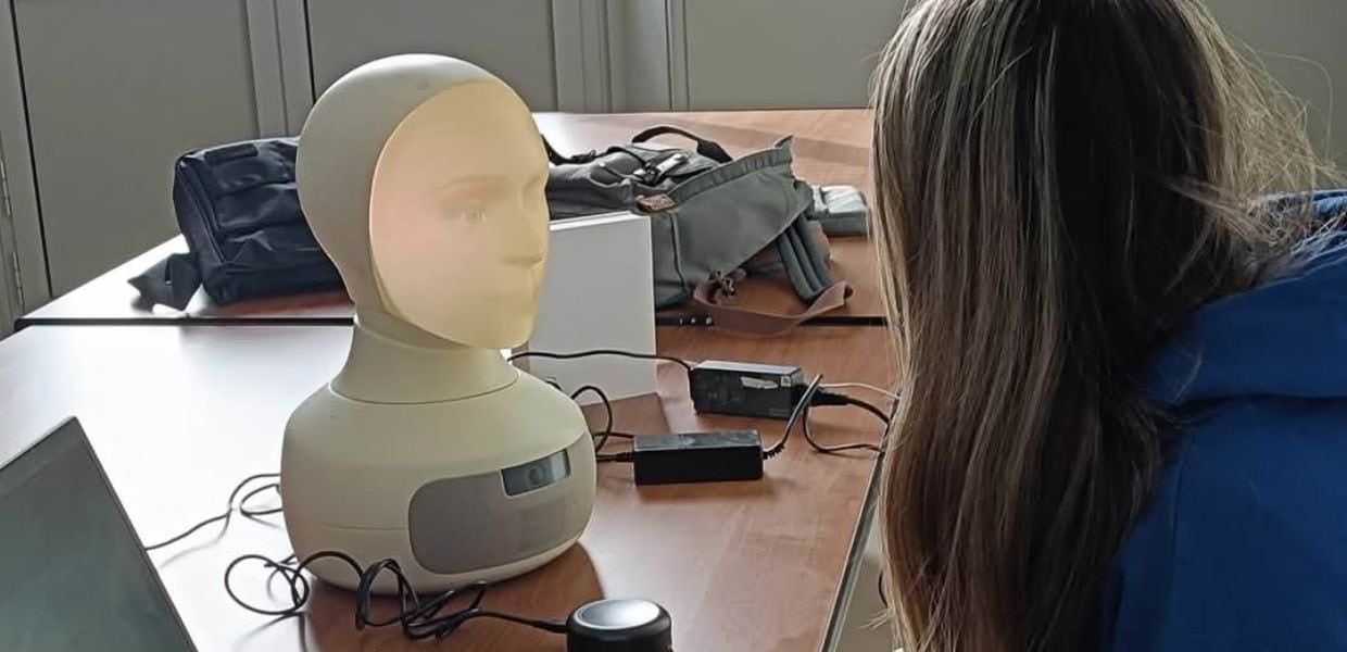 A Terni una ricerca sul ruolo dei robot sociali per prevenire disturbi alimentari
