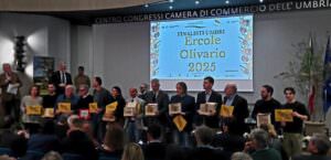 Olio, assegnati i riconoscimenti per l’ ‘Oro Verde dell’Umbria’, premiati