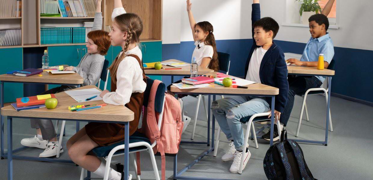 Scuola, gli studenti mostrano sempre meno rispetto nei confronti dei professori. Il sondaggio di Sukola.net