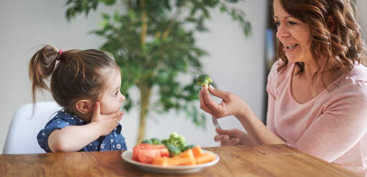 Nutrizione pediatrica è il tema della nuova puntata di CrescimiTu