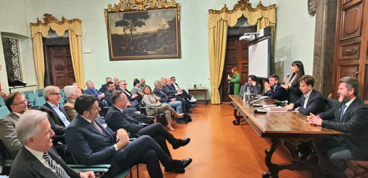 Umbria, tavolo tra Regione e associazioni di categoria per il futuro della comunità